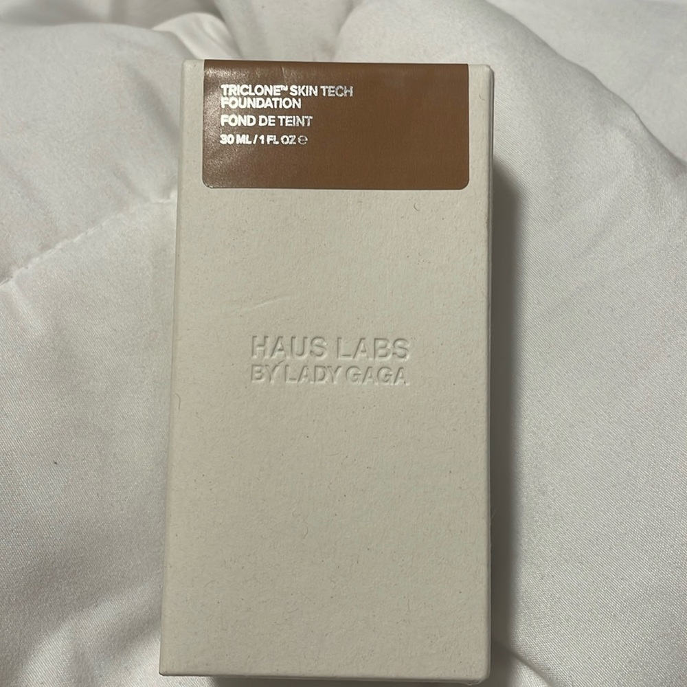Haus labs by lady Gaga foundation - 325 medium warm